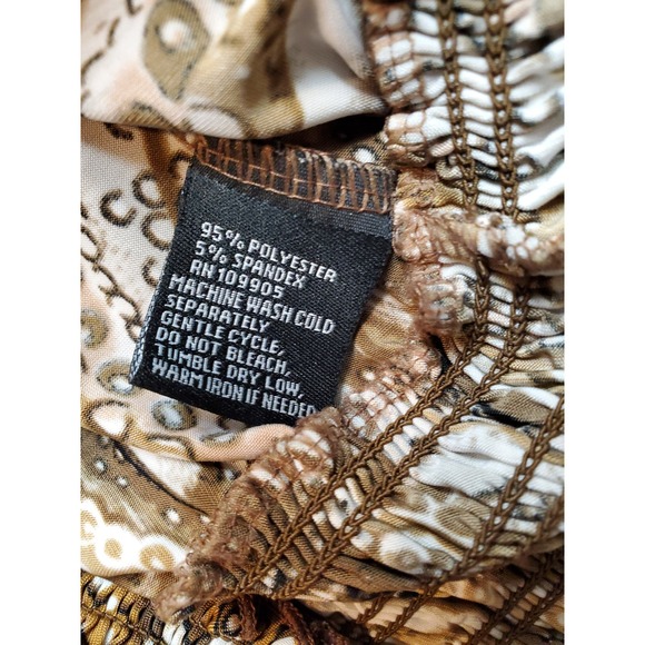 Essentials by Milano Blouse Top Womens Large Multi Geo Print Long Sleeve Pleated - Picture 7 of 8